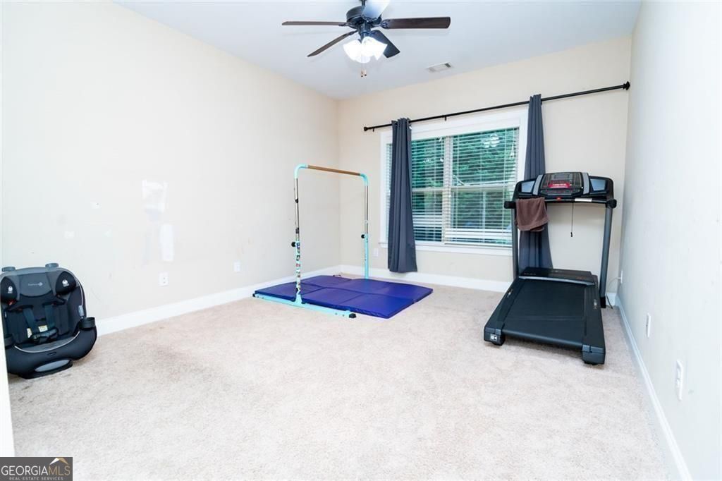 1045 Wesbourough Pl Property Photo 92