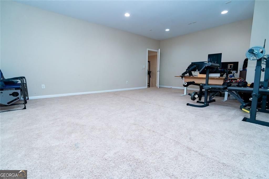 1045 Wesbourough Pl Property Photo 102