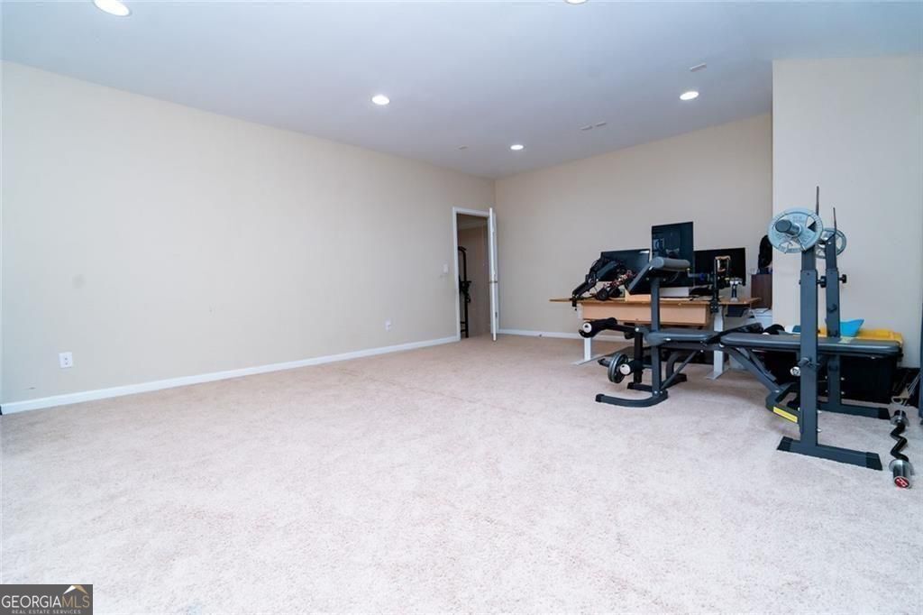 1045 Wesbourough Pl Property Photo 108