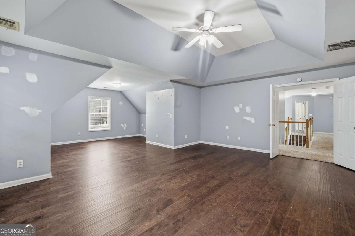 5835 Buckner Creek Drive Se Property Photo 17
