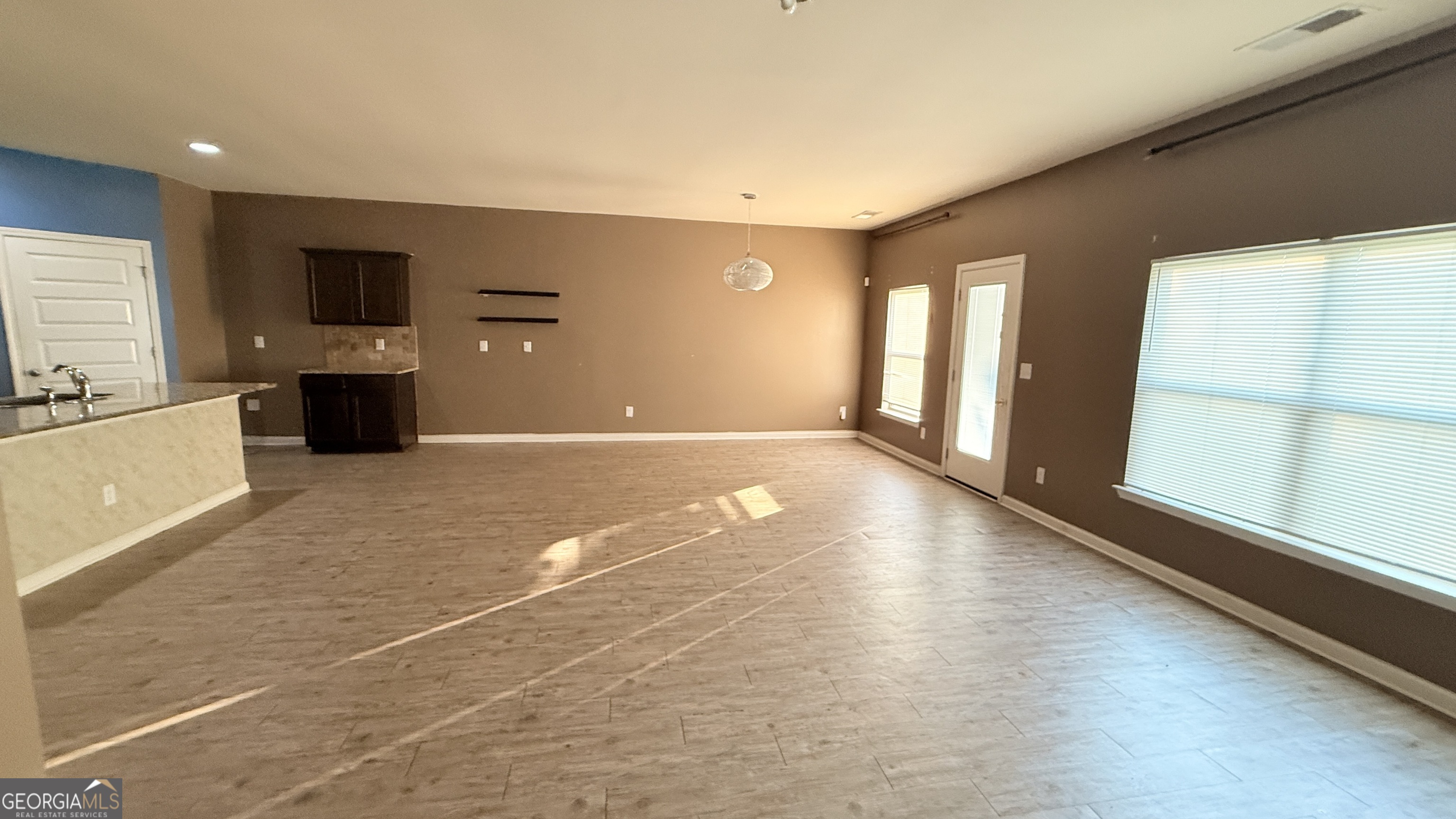 2357 Cornell Circle Property Photo 14