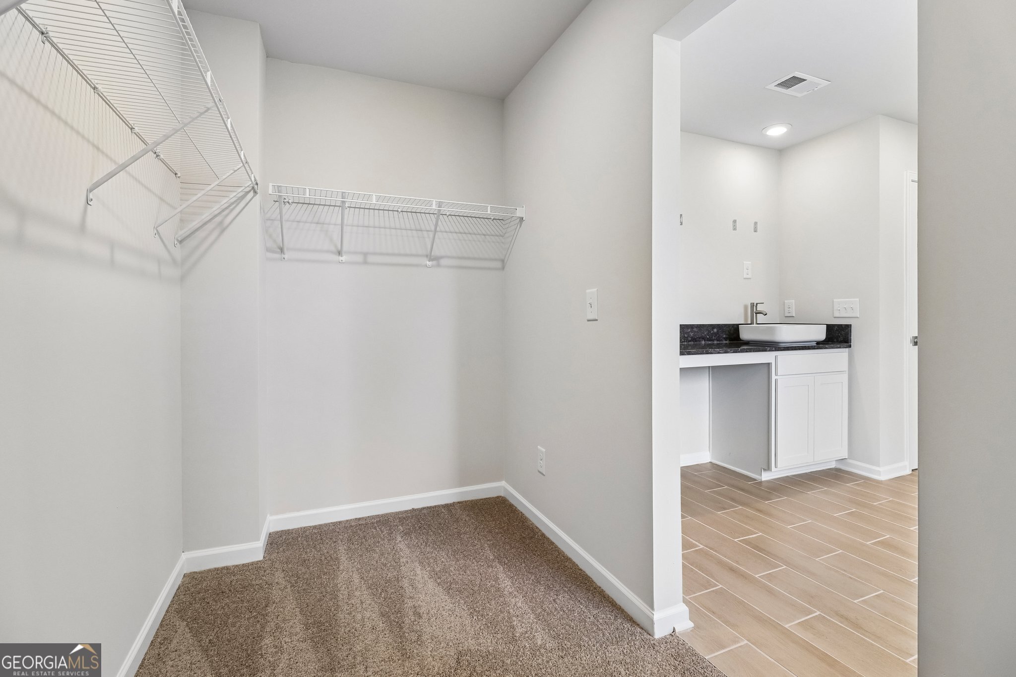 106 Shenandoah Lane Property Photo 14