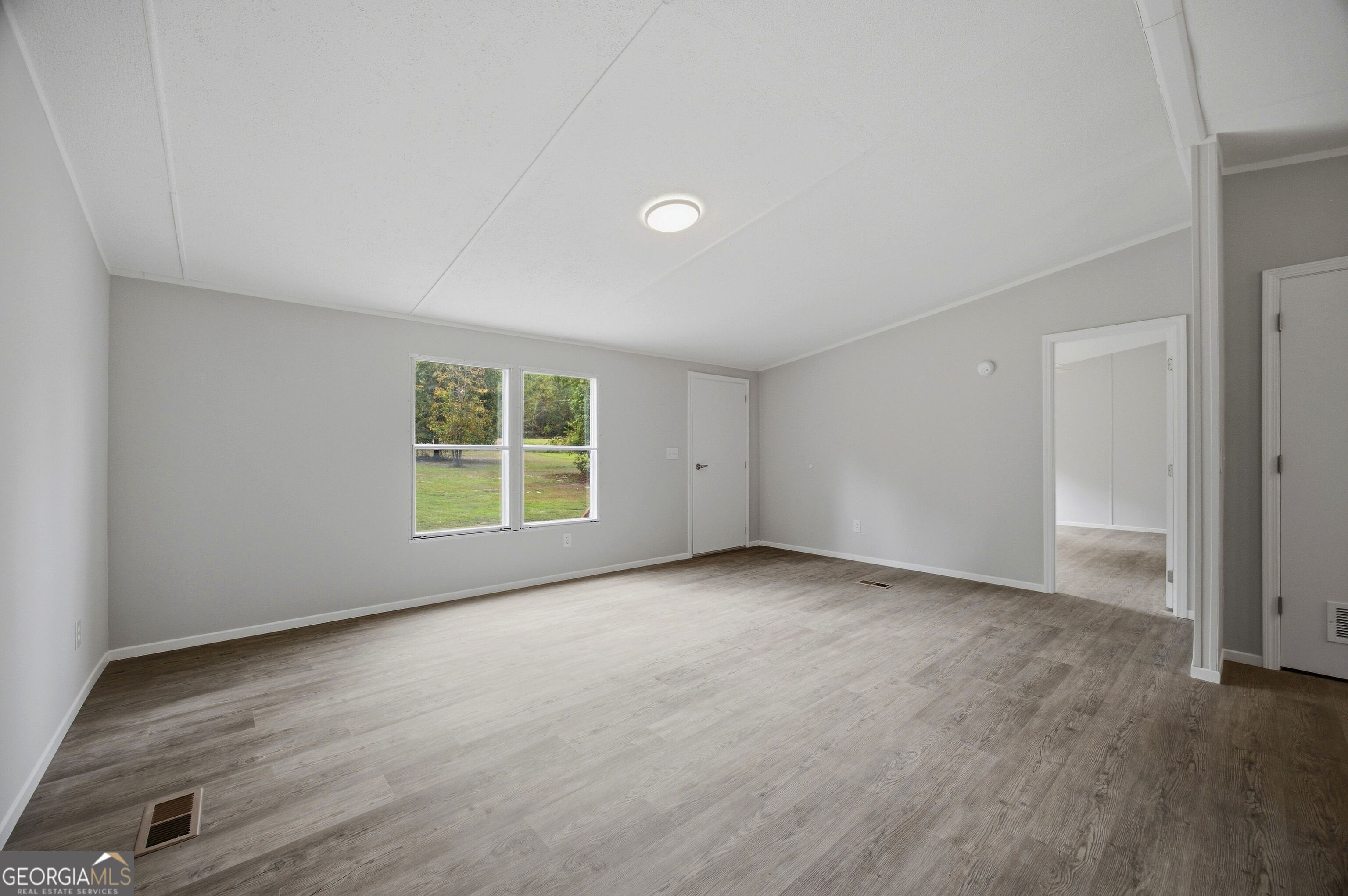 337 Valley View Drive Property Photo 9