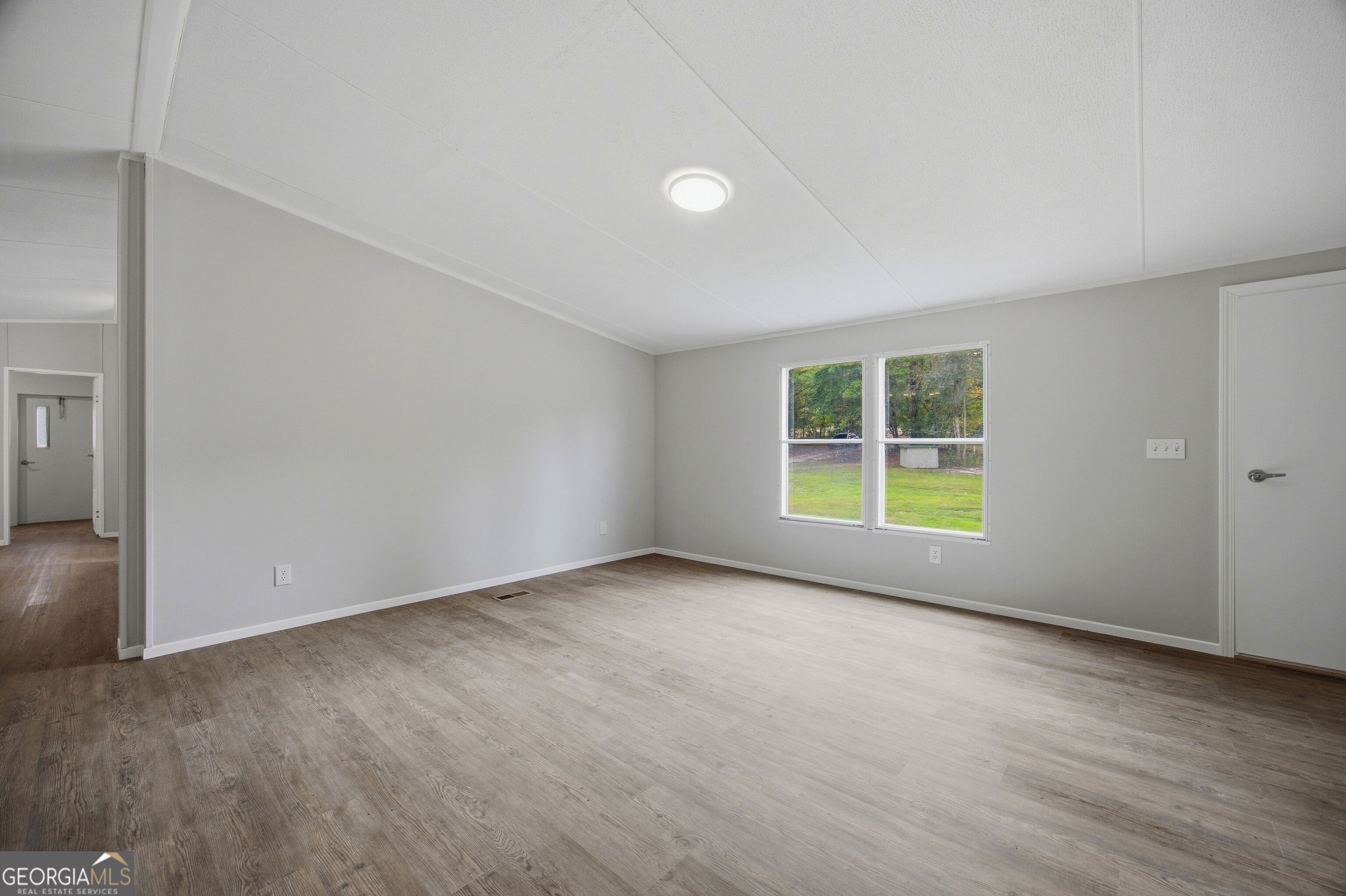 337 Valley View Drive Property Photo 10