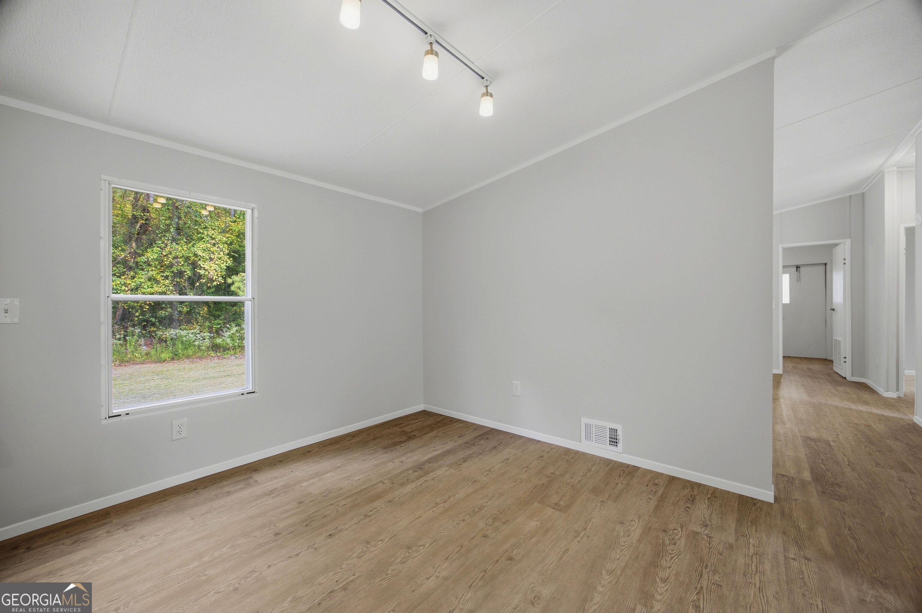 337 Valley View Drive Property Photo 13