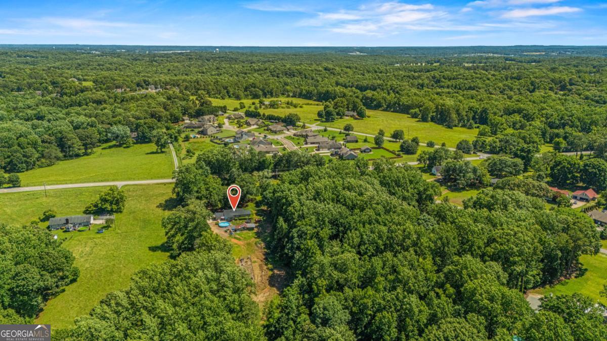 3880 Tanners Mill Road Property Photo 6