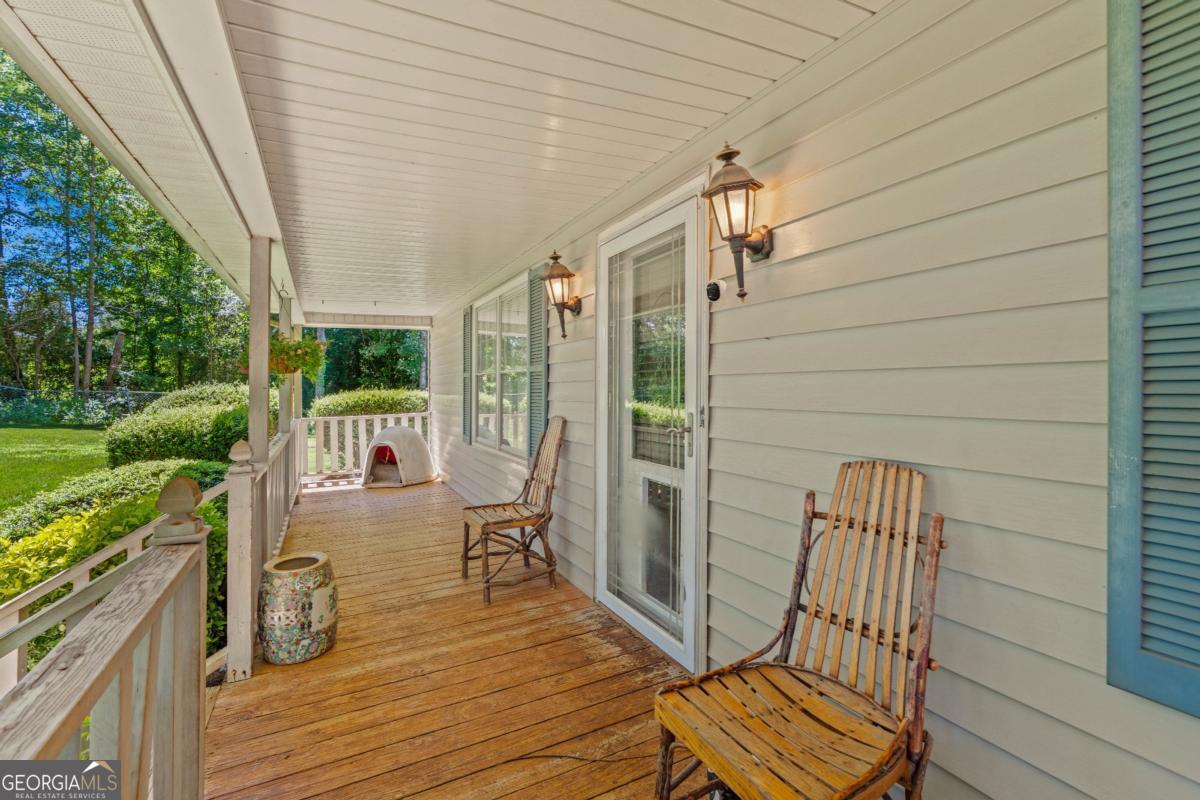 3880 Tanners Mill Road Property Photo 9