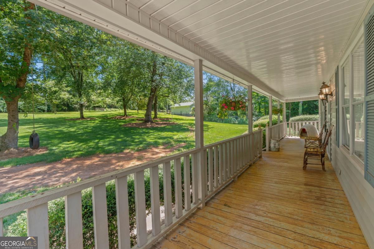 3880 Tanners Mill Road Property Photo 10