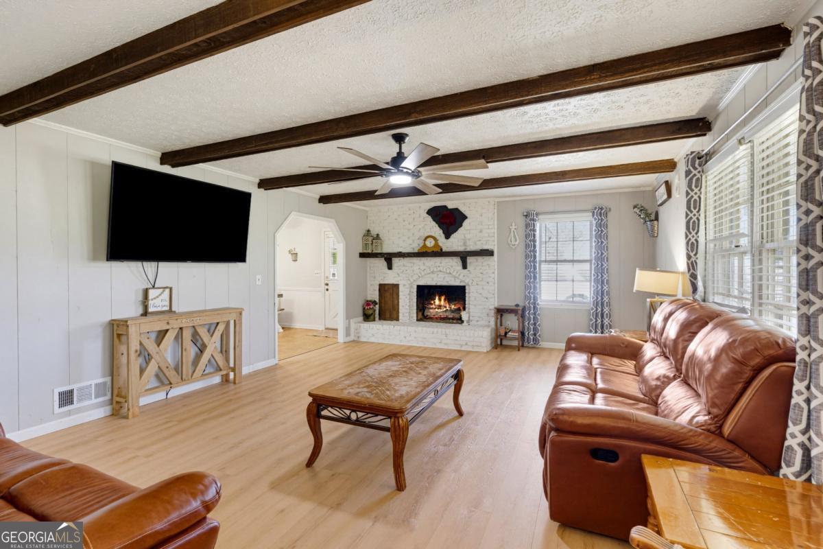 3880 Tanners Mill Road Property Photo 12