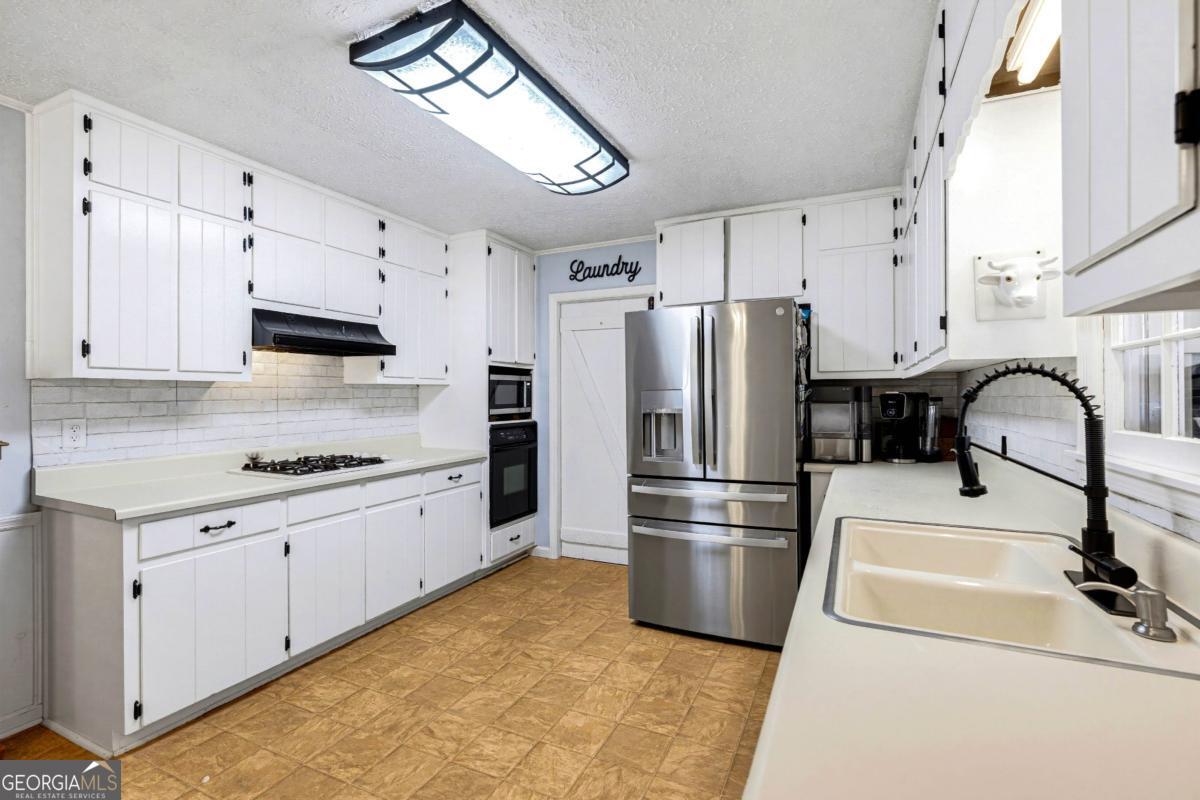 3880 Tanners Mill Road Property Photo 16