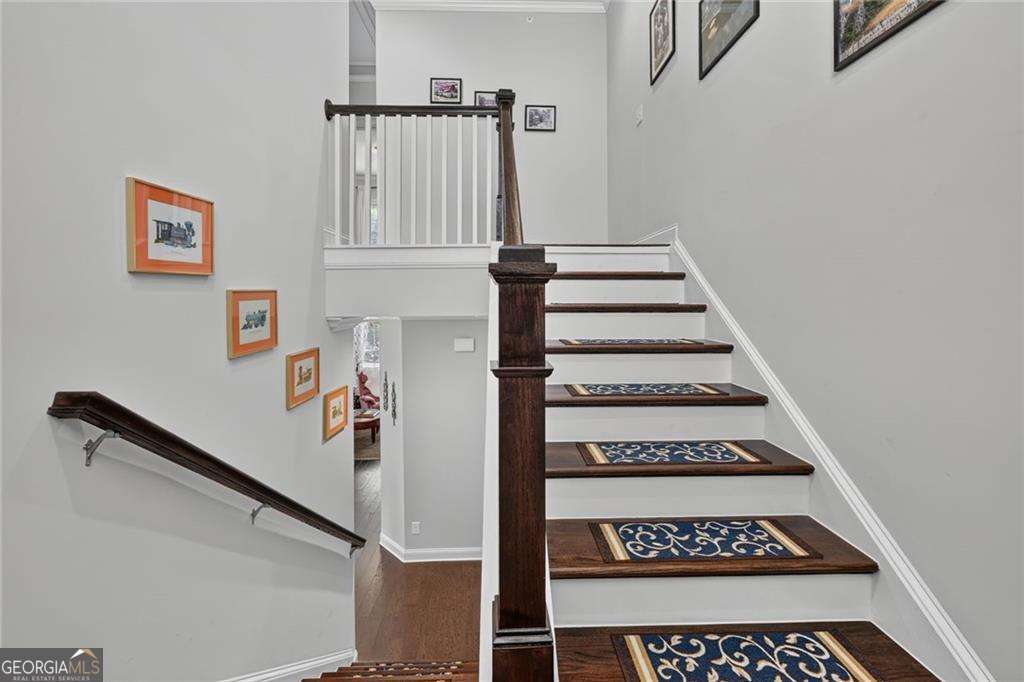 564 Henry Drive Property Photo 12