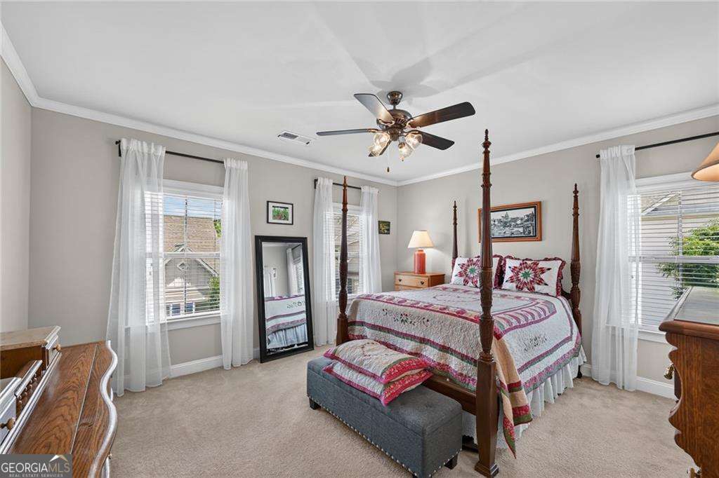 564 Henry Drive Property Photo 14