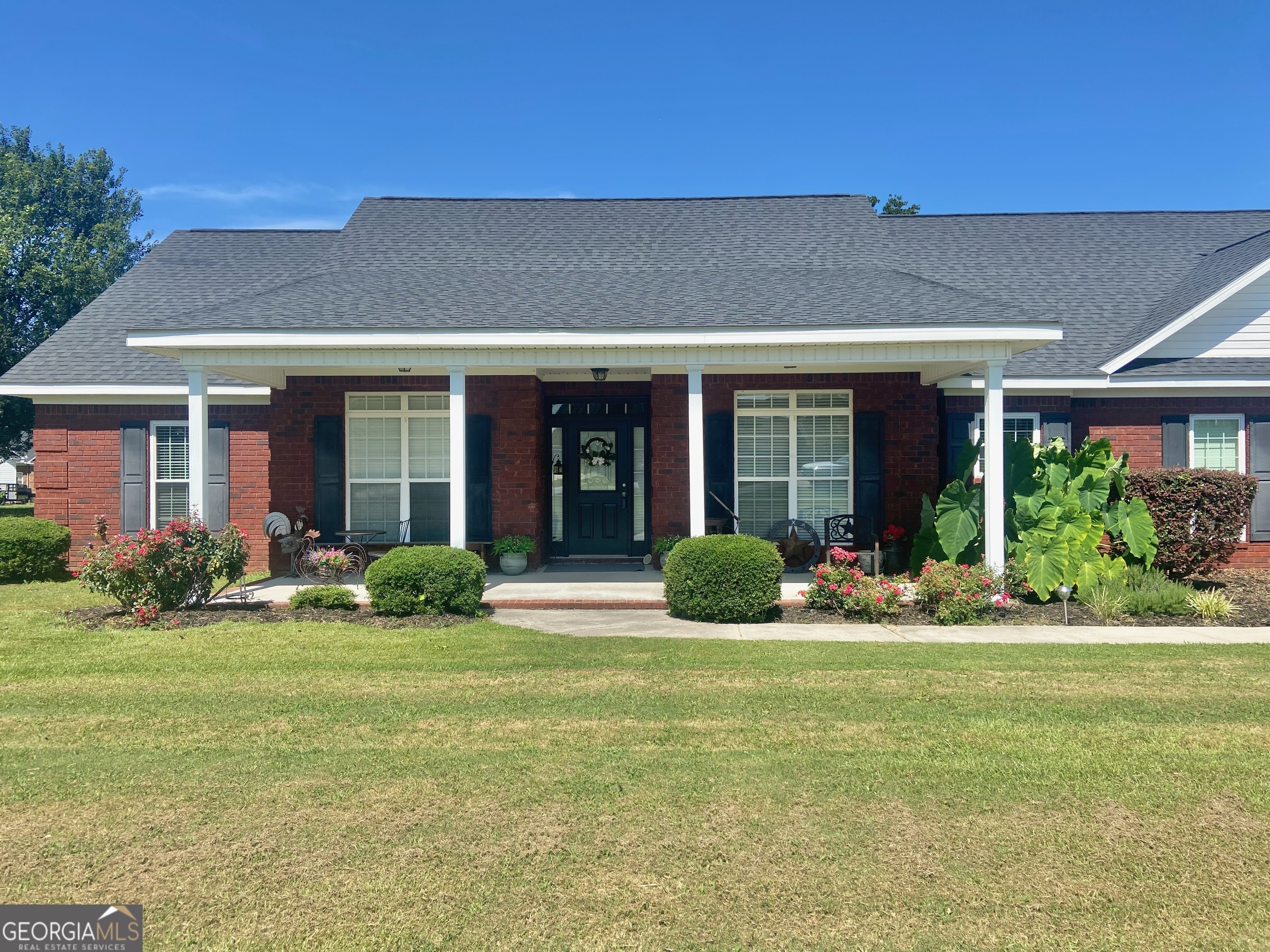 304 Dixieland Drive Property Photo 1