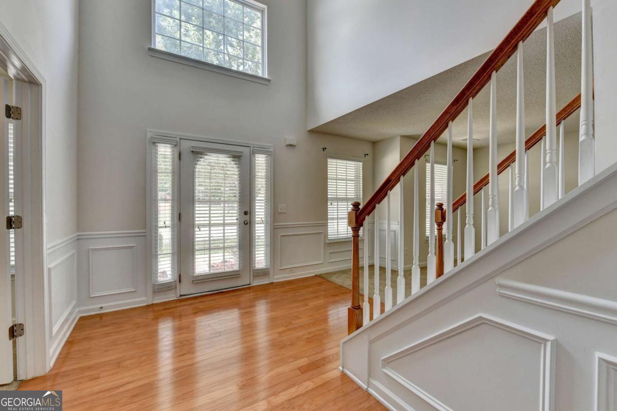 5187 Miller Woods Trail Property Photo 8