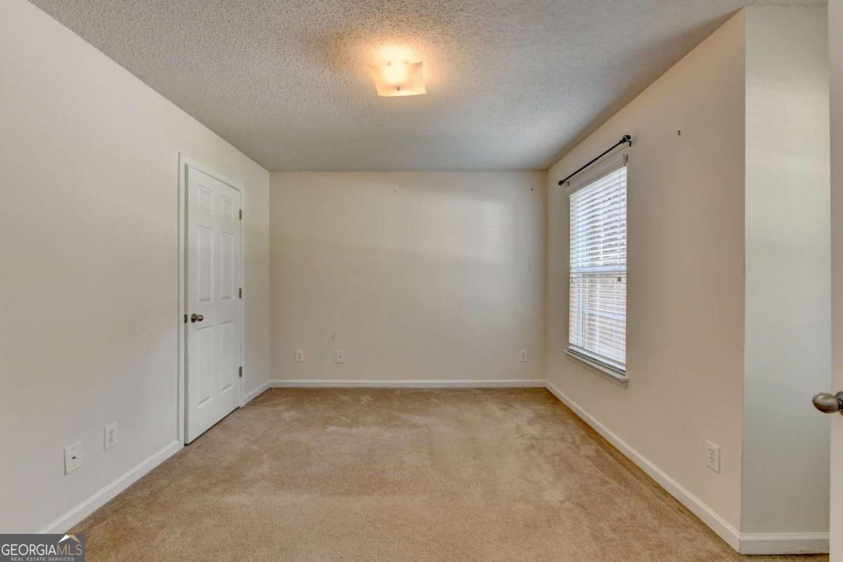 5187 Miller Woods Trail Property Photo 9