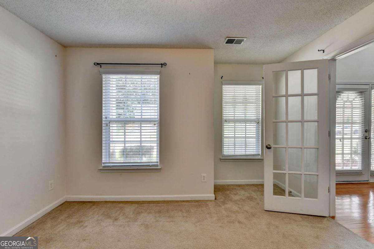 5187 Miller Woods Trail Property Photo 10