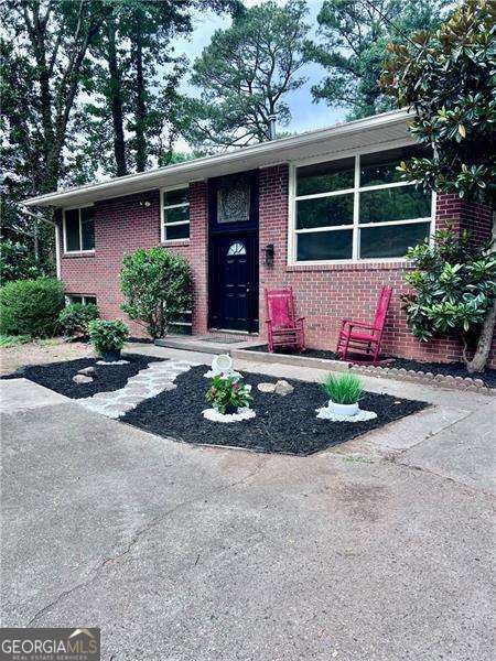 2600 Benson Poole Road Se Property Photo 1