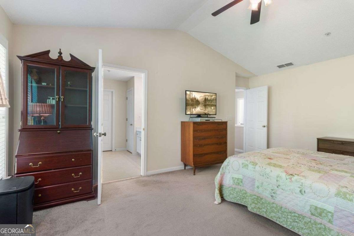 120 Regent Place Property Photo 22