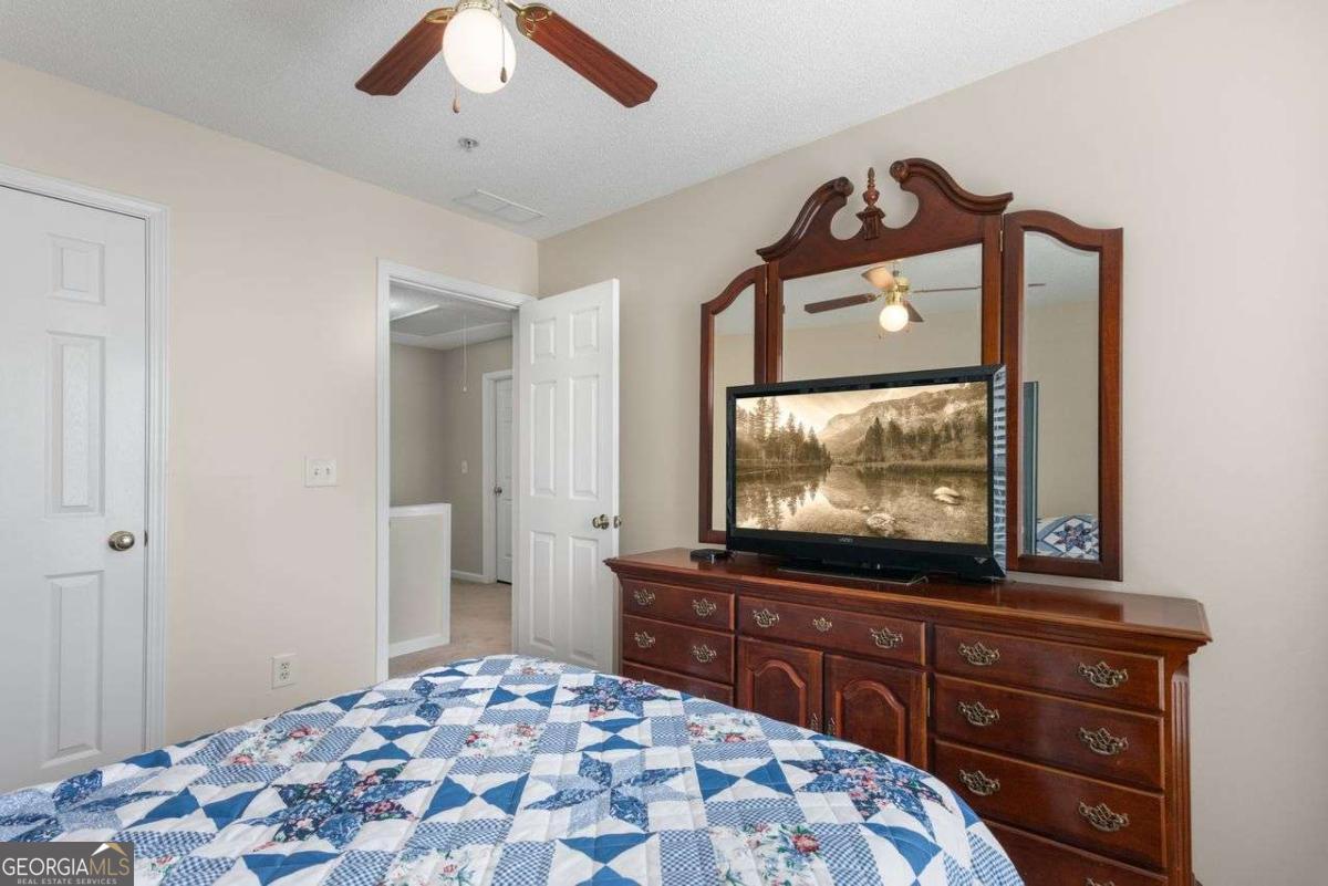 120 Regent Place Property Photo 28