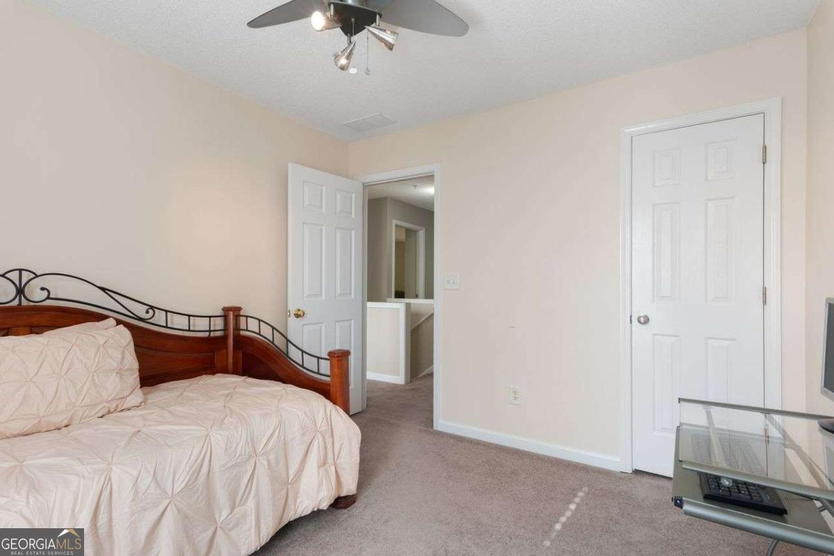 120 Regent Place Property Photo 31