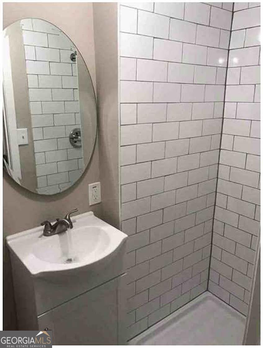 142 Dahlia Avenue Nw Property Photo 1