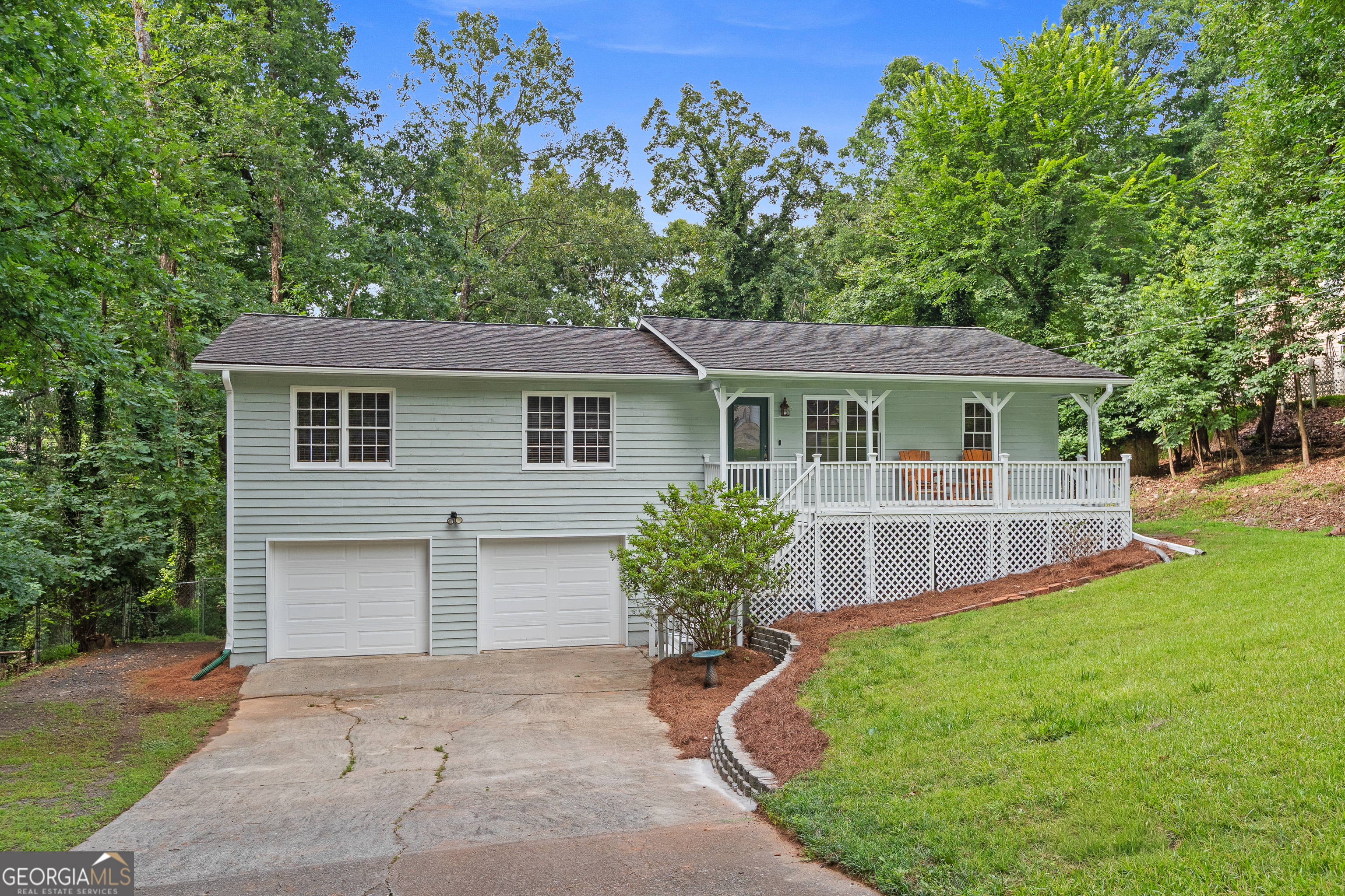 426 Riverlake Court Property Photo 1