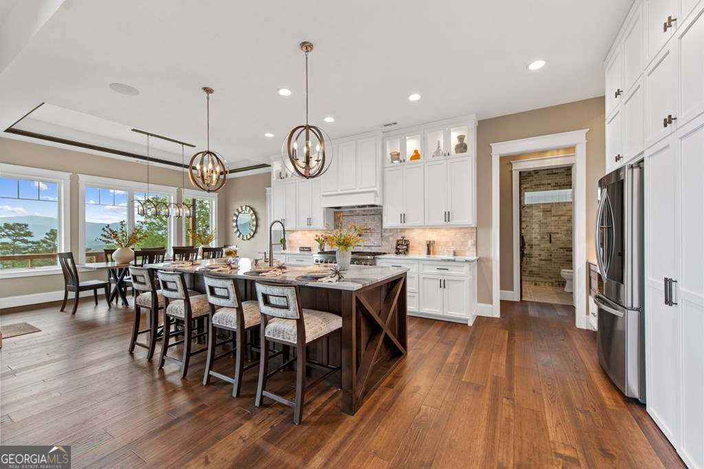 437 Winding Ridge Property Photo 7