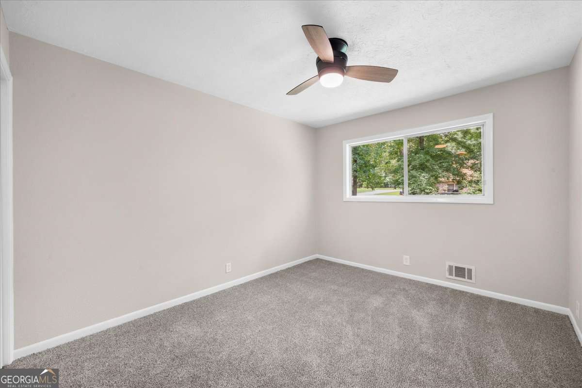 2053 Deerfield Run Property Photo 17