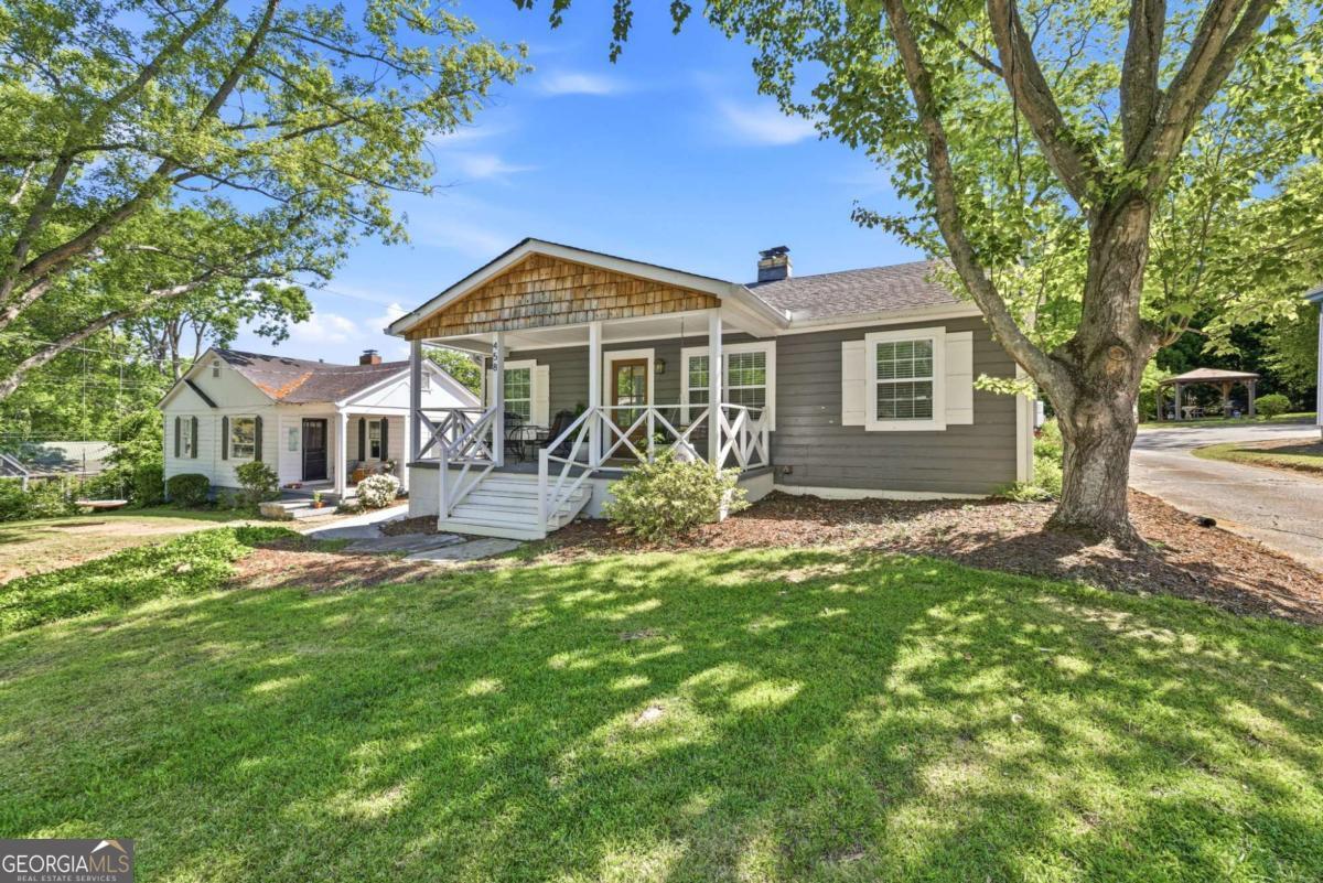 458 Prior Street Property Photo 1