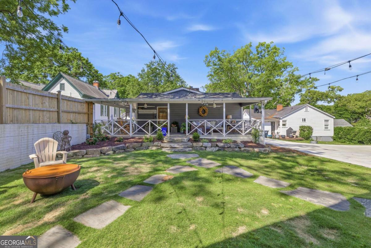 458 Prior Street Property Photo 13