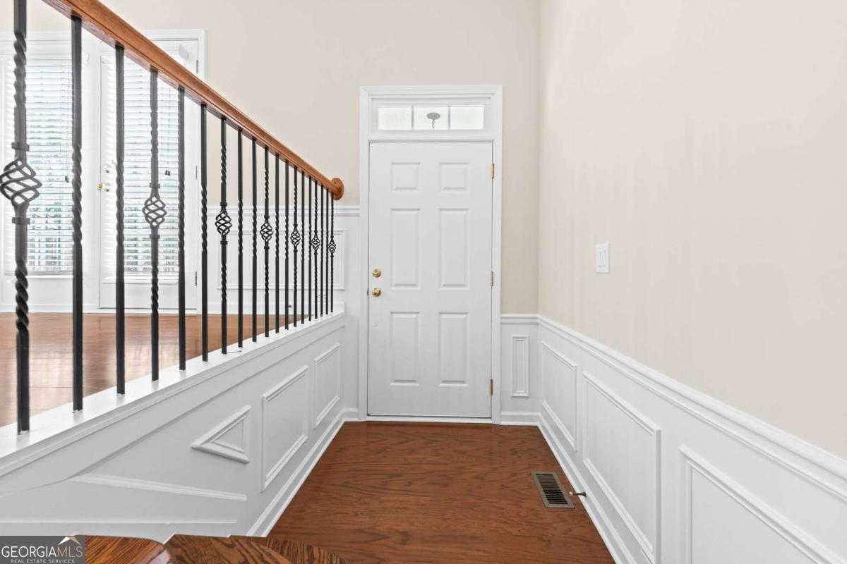 6029 Bartam Cove Property Photo 3