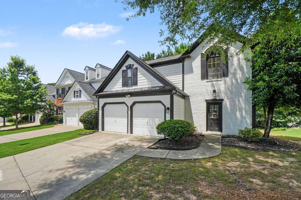 2587 Alvecot Circle Se Property Photo 2