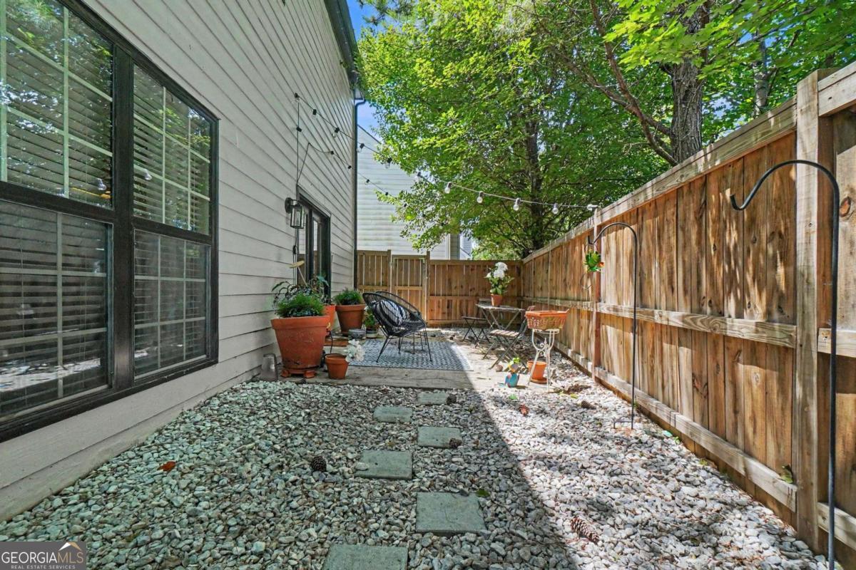 2587 Alvecot Circle Se Property Photo 26