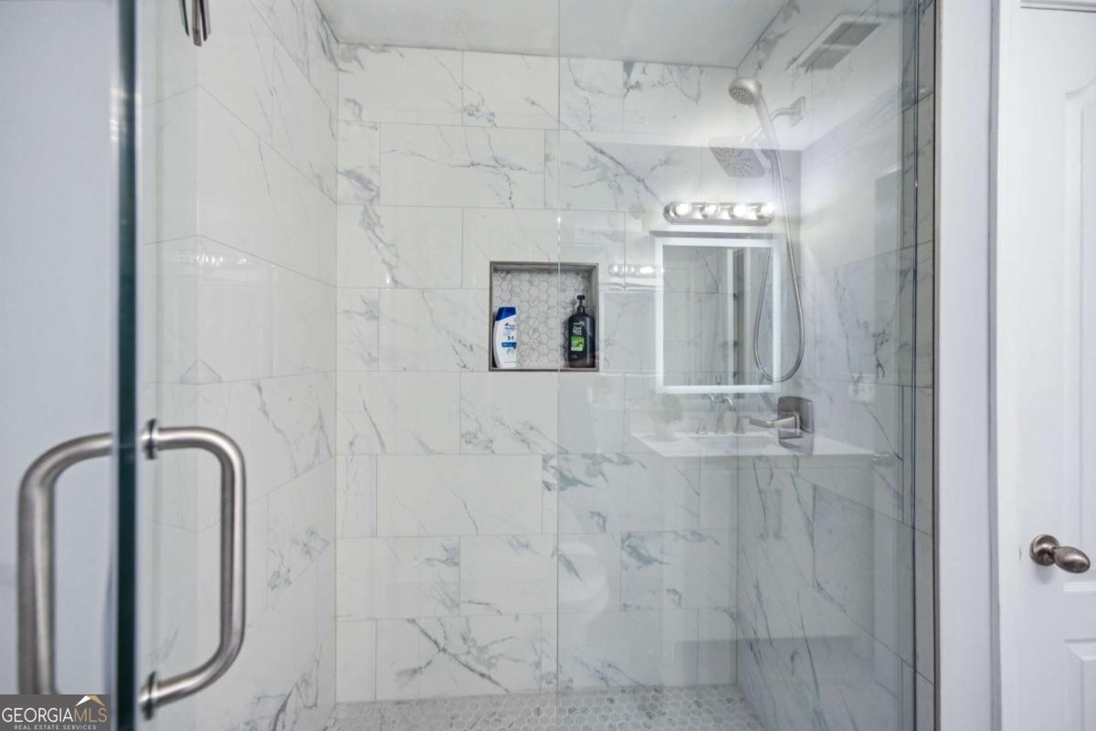 2036 Peach Shoals Circle Property Photo 20