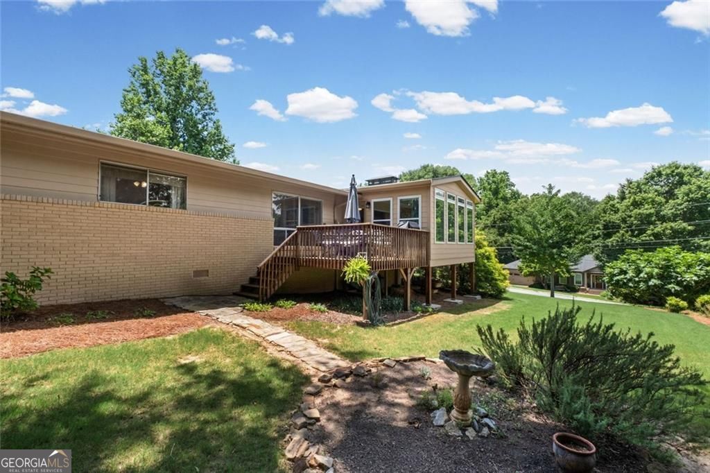 2730 Fontainebleau Drive Property Photo 20