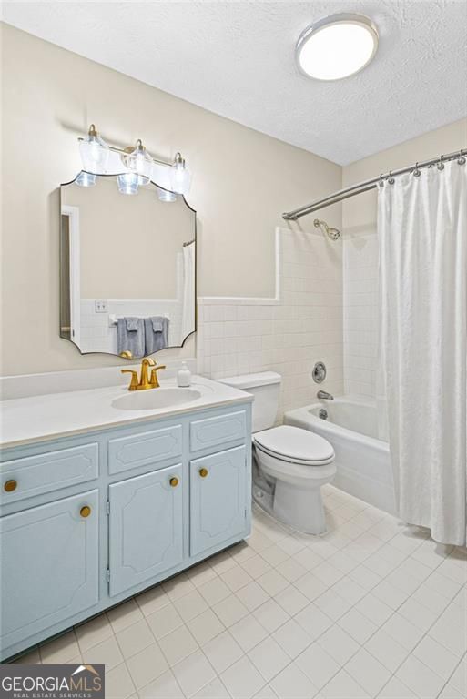 2730 Fontainebleau Drive Property Photo 26
