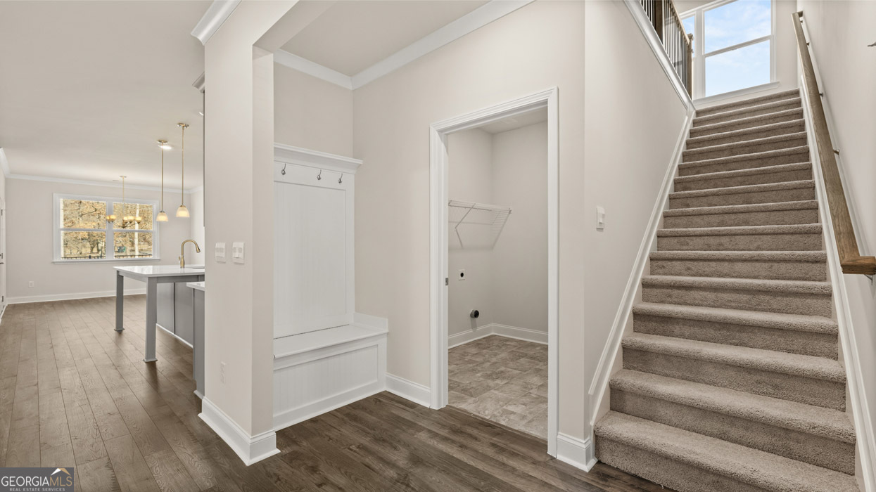 220 Parnassus Road Property Photo 3