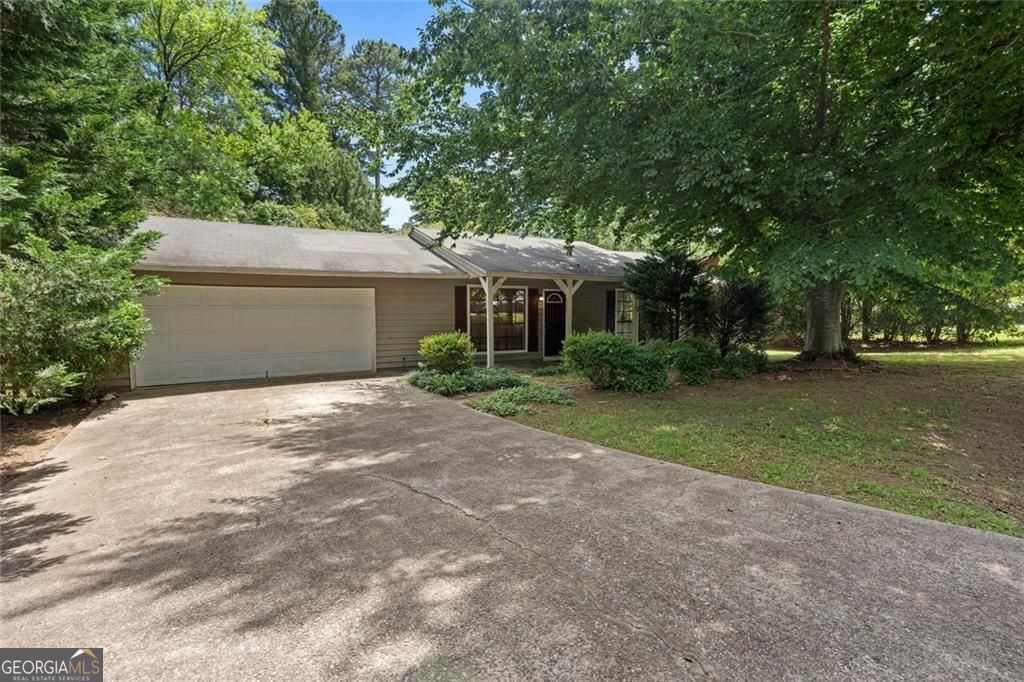 540 Hamlin Trace Property Photo 1