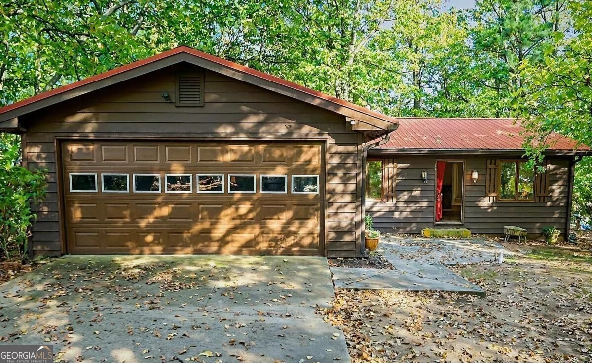 4149 Golfview Drive Property Photo 1