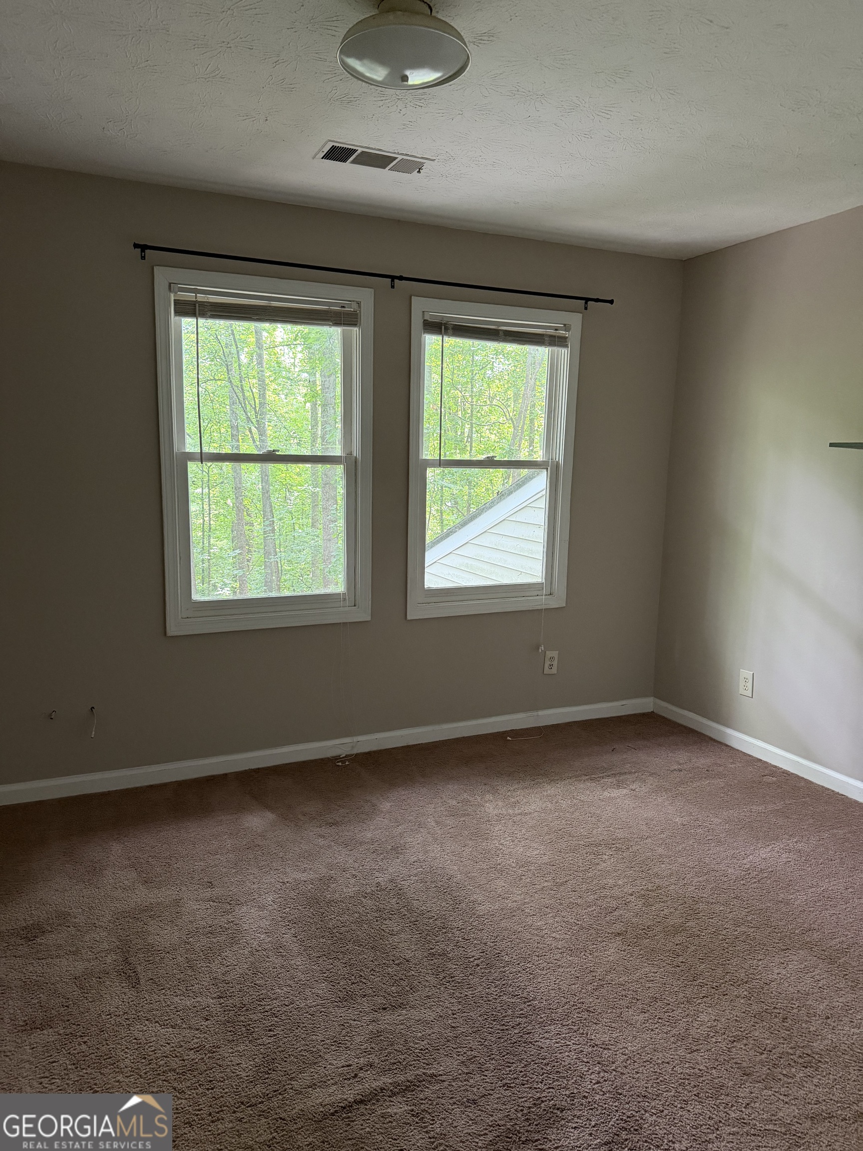 5149 Spring Street Property Photo 1