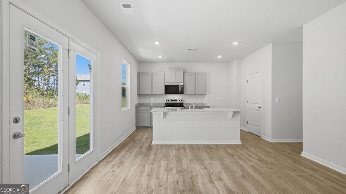 8171 Coldstream Drive Property Photo 3