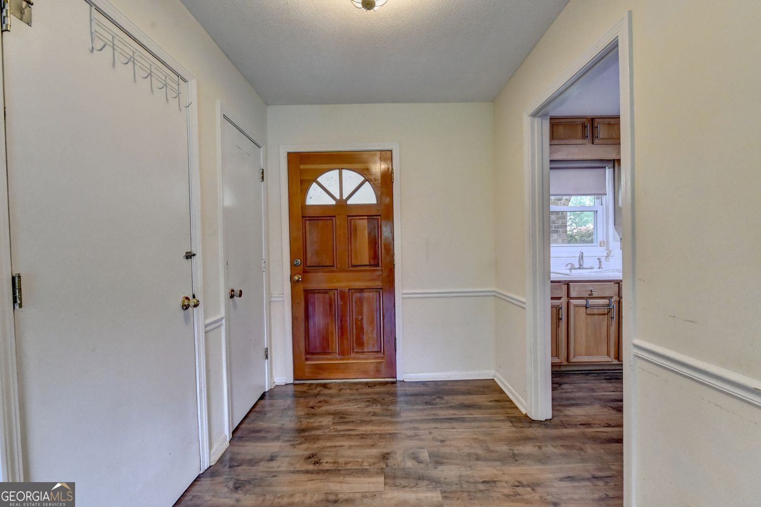 1577 Harbour Oaks Road Property Photo 5