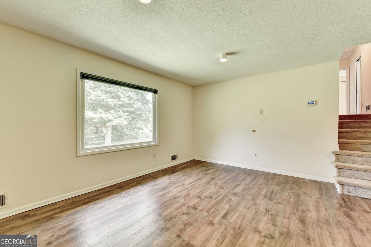 1577 Harbour Oaks Road Property Photo 11