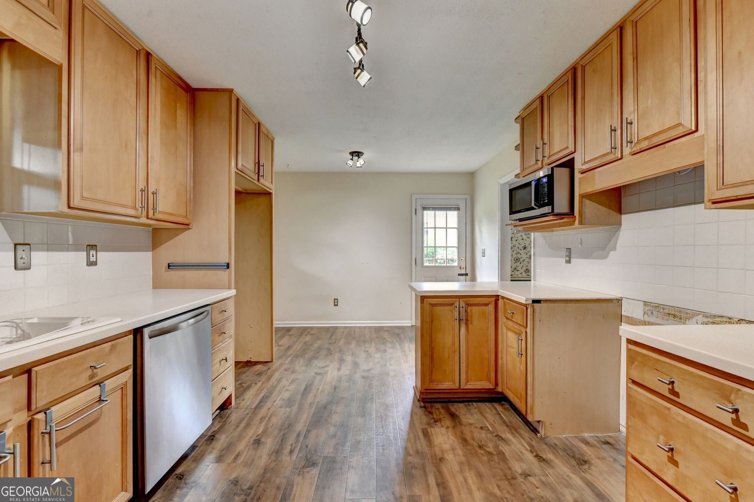 1577 Harbour Oaks Road Property Photo 25