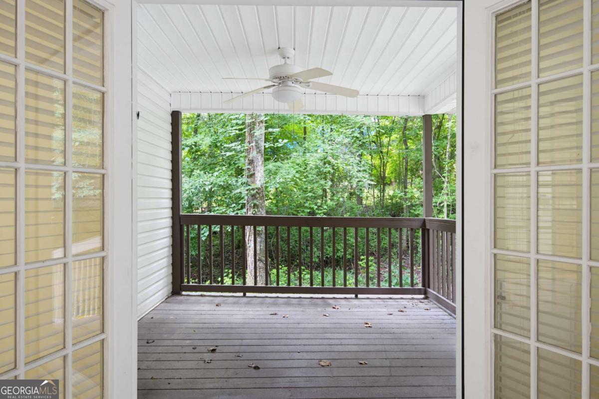 320 River Chase Drive Property Photo 25