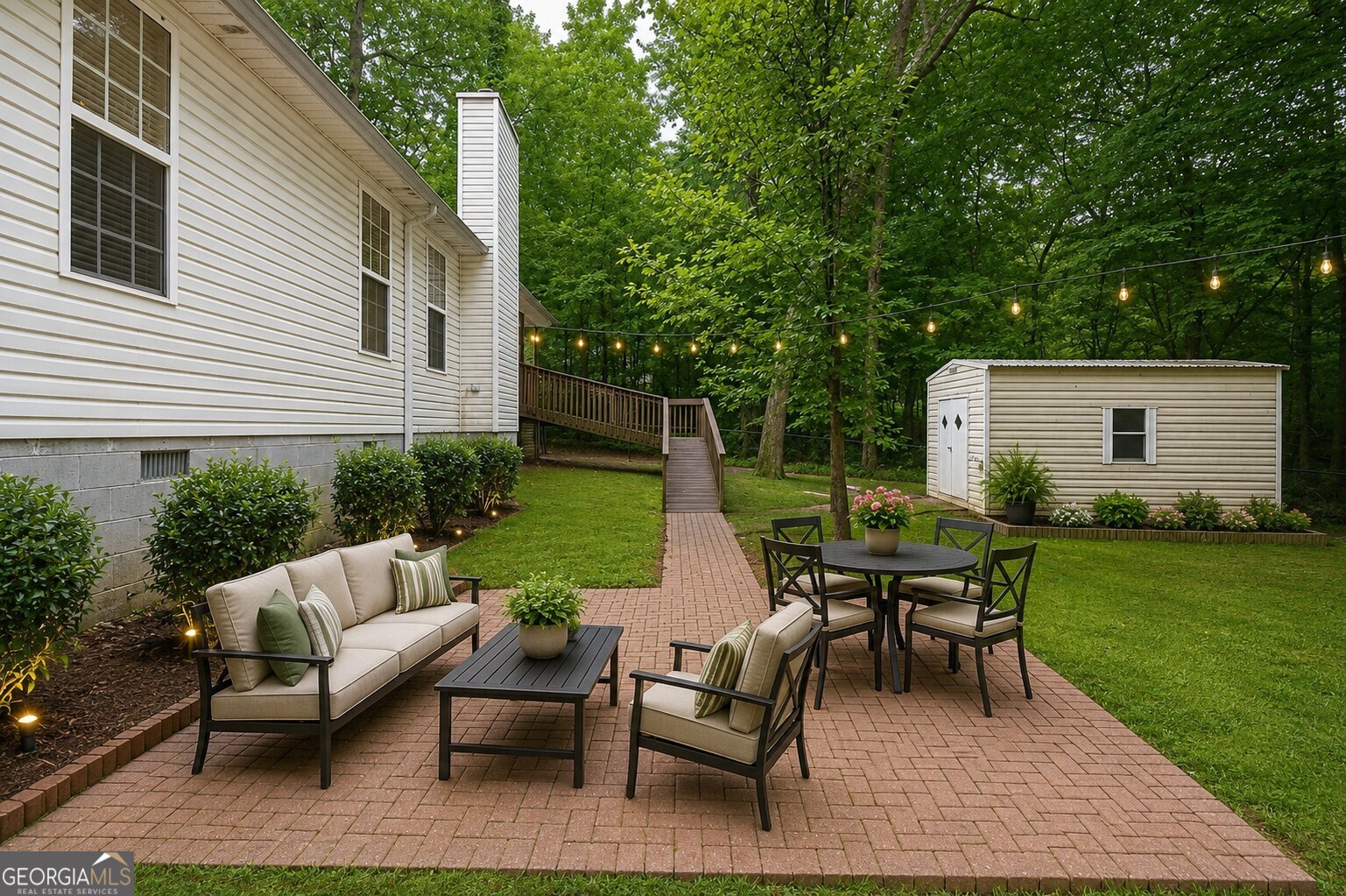 320 River Chase Drive Property Photo 28