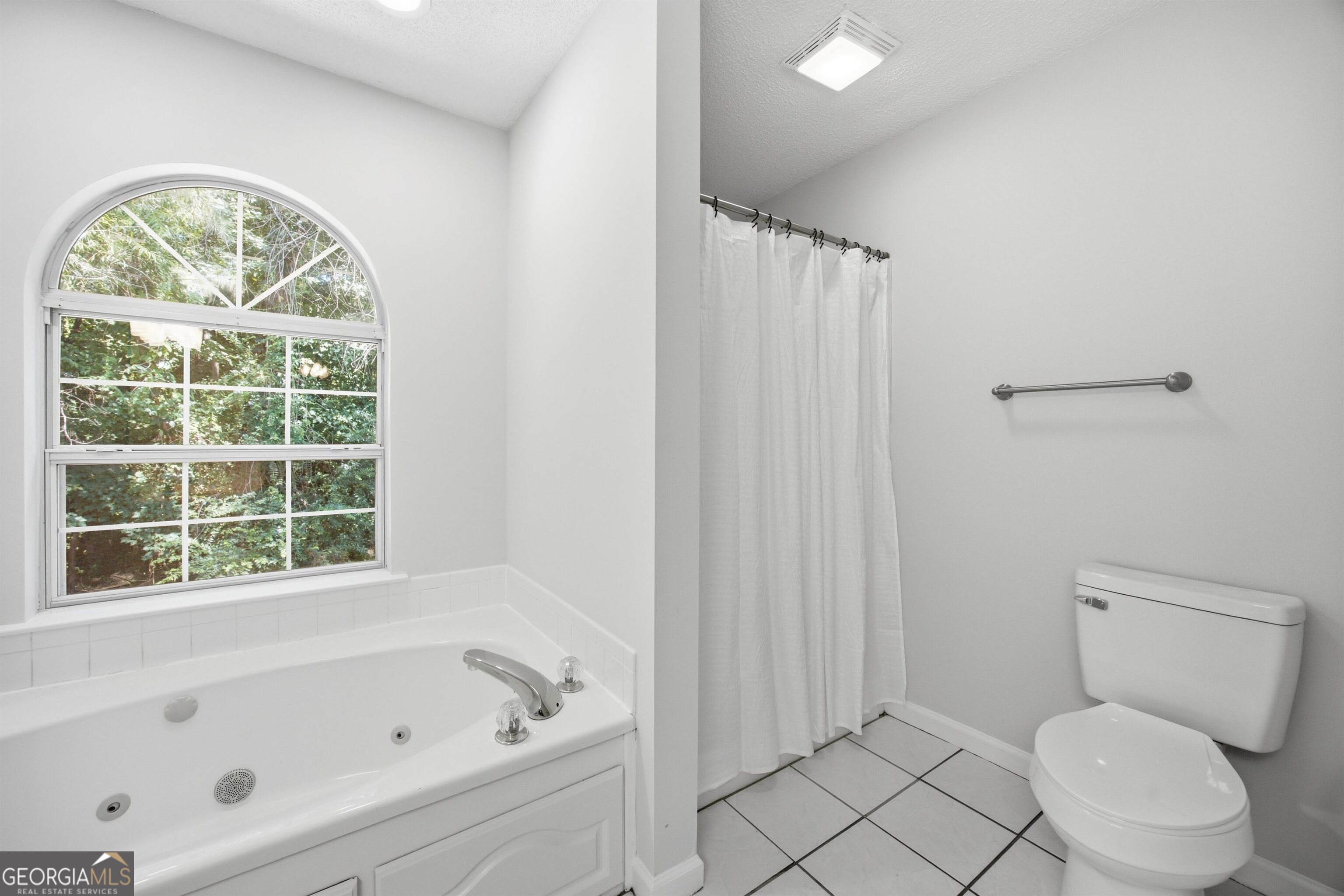 401 Live Oak Lane # 65 Property Photo 30