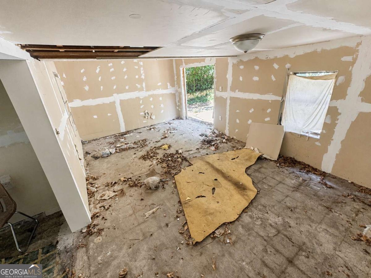 310 Edwards Avenue Property Photo 15