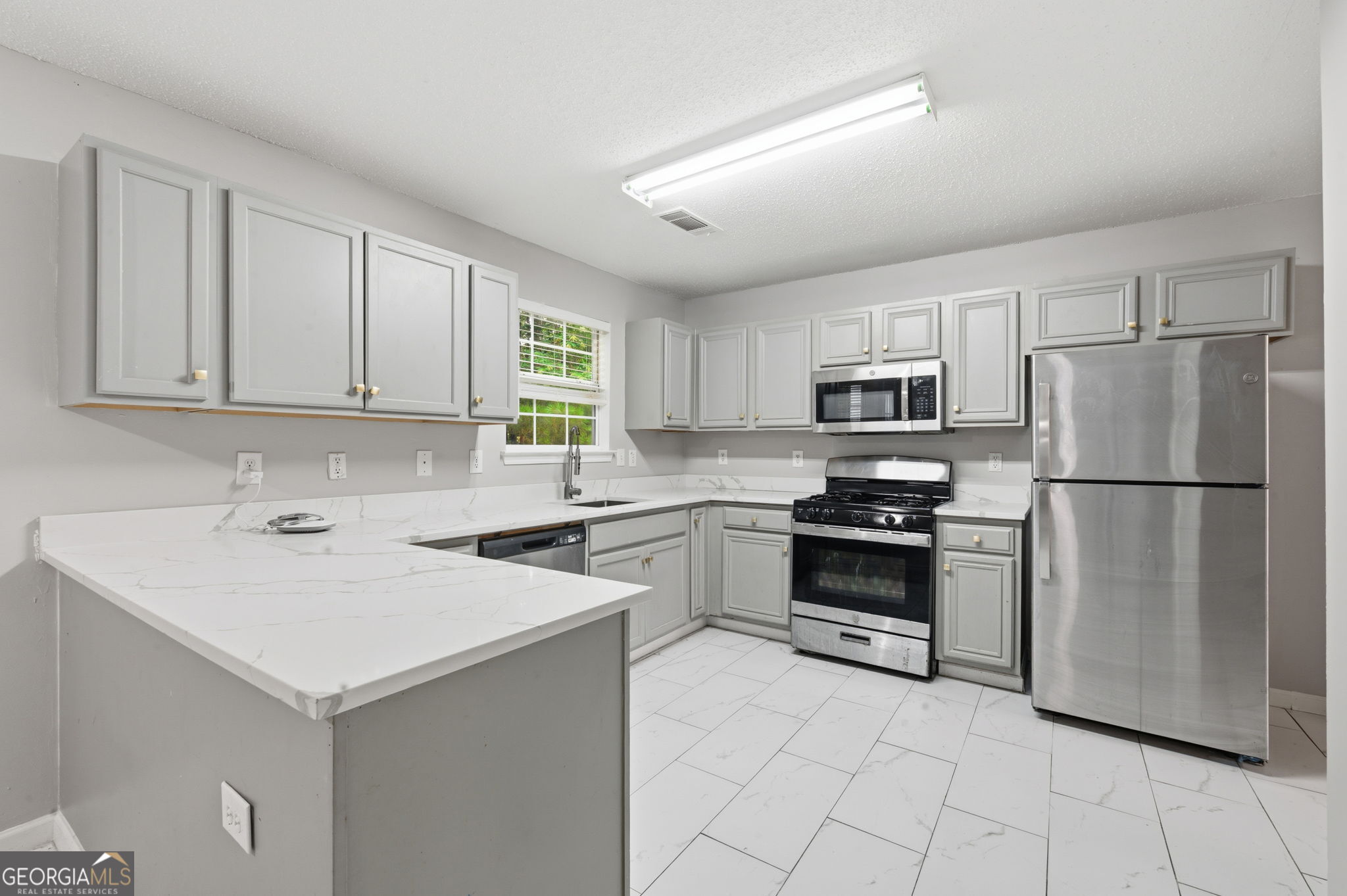 155 Apache Street Sw Property Photo 12