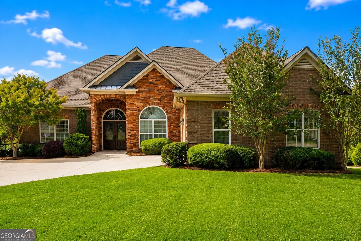 6504 Cedar Mountain Road Property Photo 1